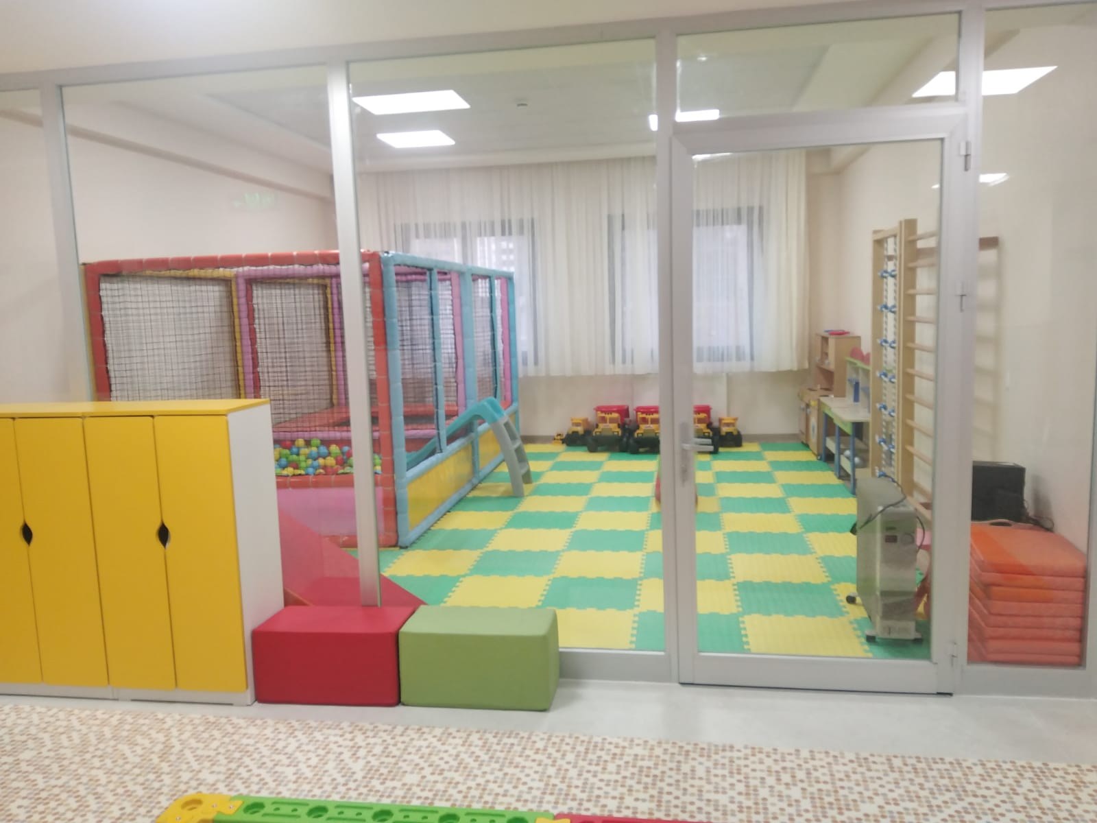 Kapalı Oyun Alanı